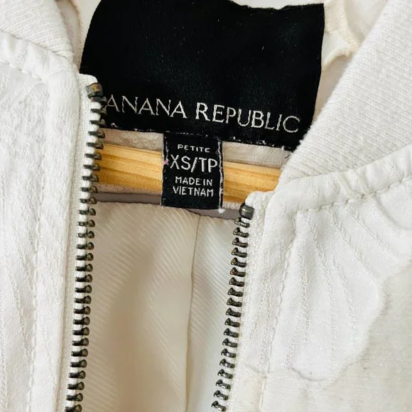 Banana Republic Cream Floral Bomber Jacket - Picture 3 of 7